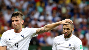 Giroud je večeras odigrao samo 17 sekundi, ali mogao se naslađivati Benzemi
