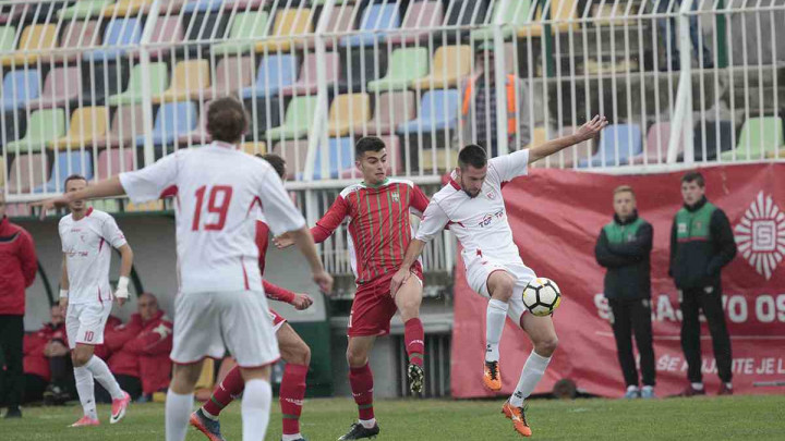 Zečević ostaje u NK Jedinstvo, veliki broj igrača na probi