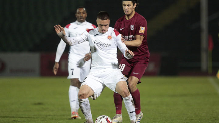 Nemanja Nikolić napustio Mladost!