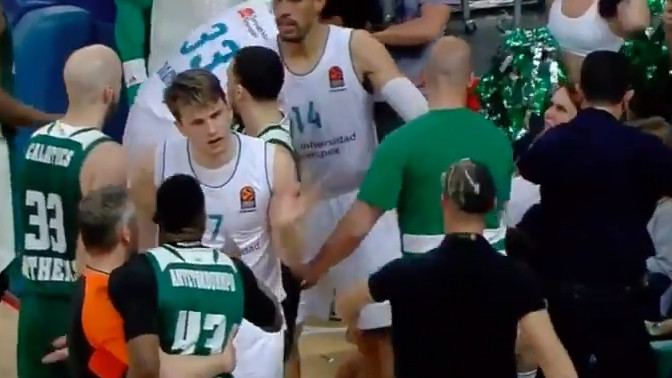 Obračun košarkaša u Atini
