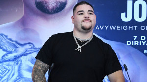 Andy Ruiz Jr je pred borbu ogroman, ali bivši šampion je mršavac pored svog rivala