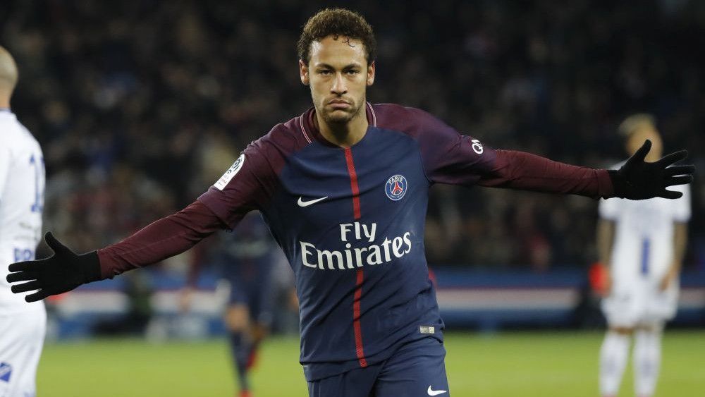 Neymar je tek stigao u PSG, a već se vode ratovi oko njega