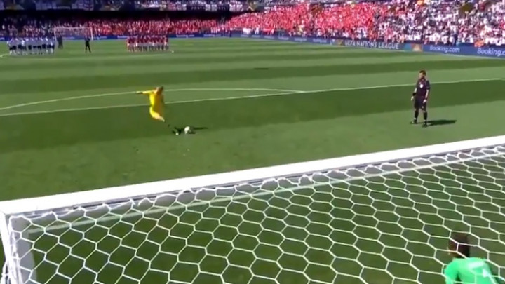 Pickford oduševio cijeli svijet: Penal u stilu Ronalda...