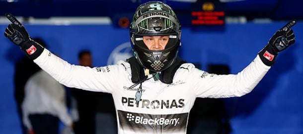 Rosbergu pole position na VN Japana