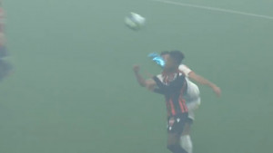 High kick u glavu protivnika za crveni karton