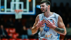 Njegoš Sikiraš nadomak double-double učinka