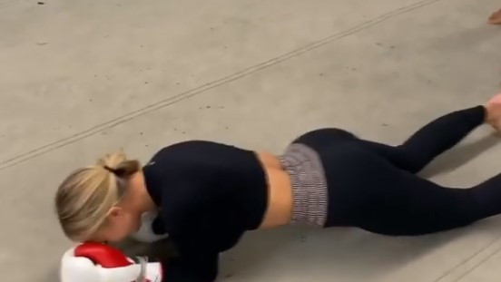 Kinsey Wolanski brutalno nokautirana: To se desi kad izazivaš svjetsku prvakinju