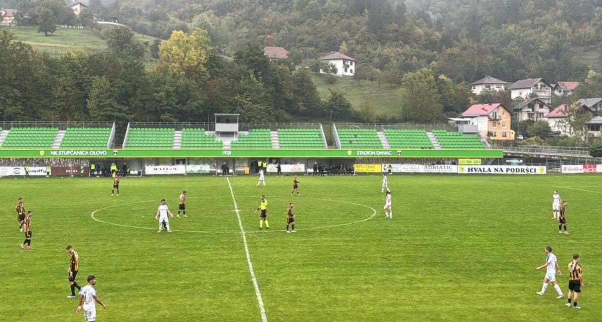 Nevjerovatni Škrijelj zakucao TOŠK za vrh tabele, GOŠK u Olovu izdržao s igračem manje Nevjerovatni Škrijelj zakucao TOŠK za vrh tabele, GOŠK u Olovu izdržao s igračem manje