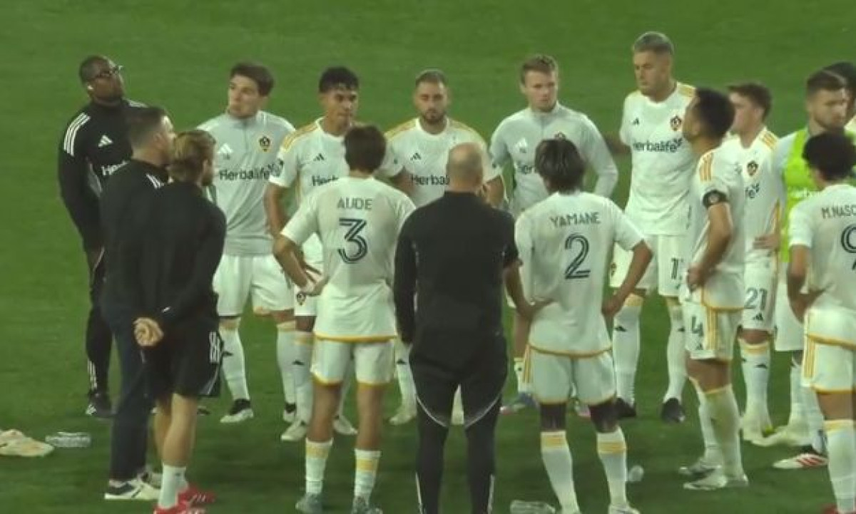 LA Galaxy doživio najveću sramotu ikad, poraženi sa 7:0, pa trener napravio igračima nezapamćeno! LA Galaxy doživio najveću sramotu ikad, poraženi sa 7:0, pa trener napravio igračima nezapamćeno!