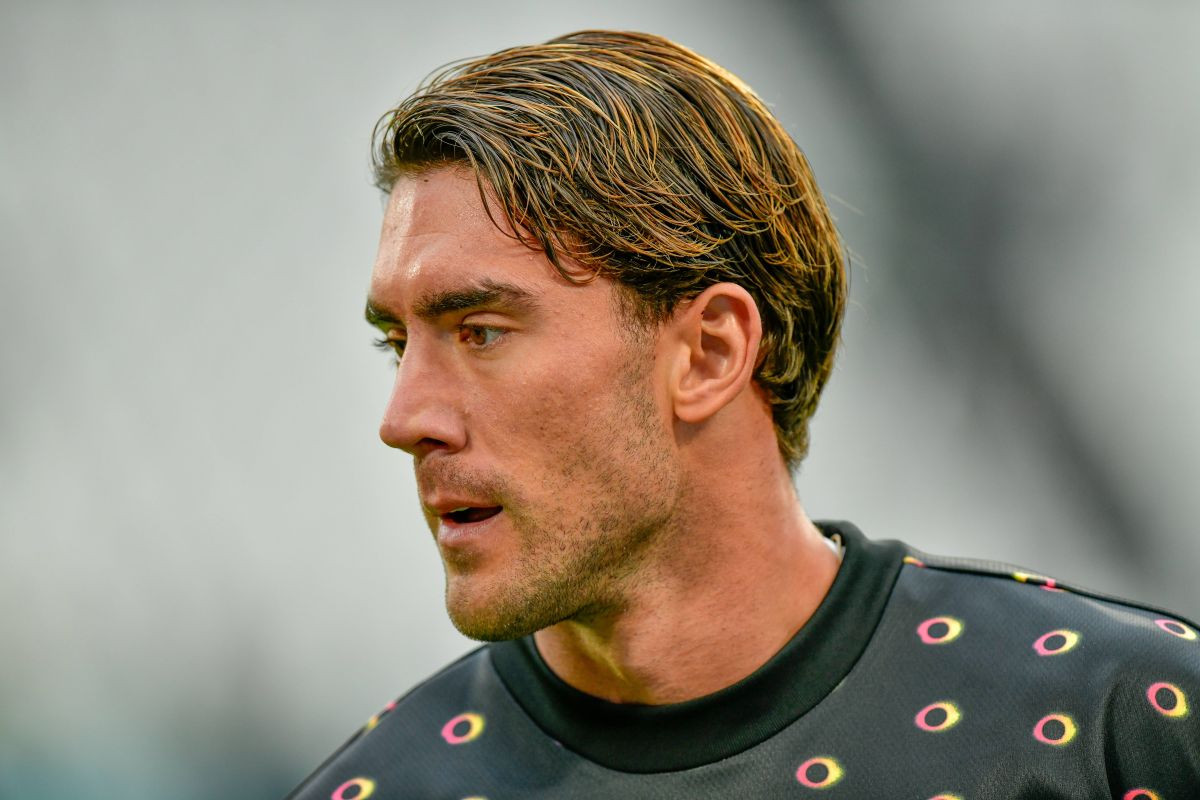 Legenda šefu šapnula ime srpskog napadača: Dušan Vlahović već u januaru pravi transfer karijere