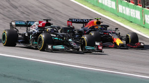 Vožnja karijere Hamiltona: U Sao Paolu je nadoknadio devet mjesta i očitao lekciju Verstappenu!