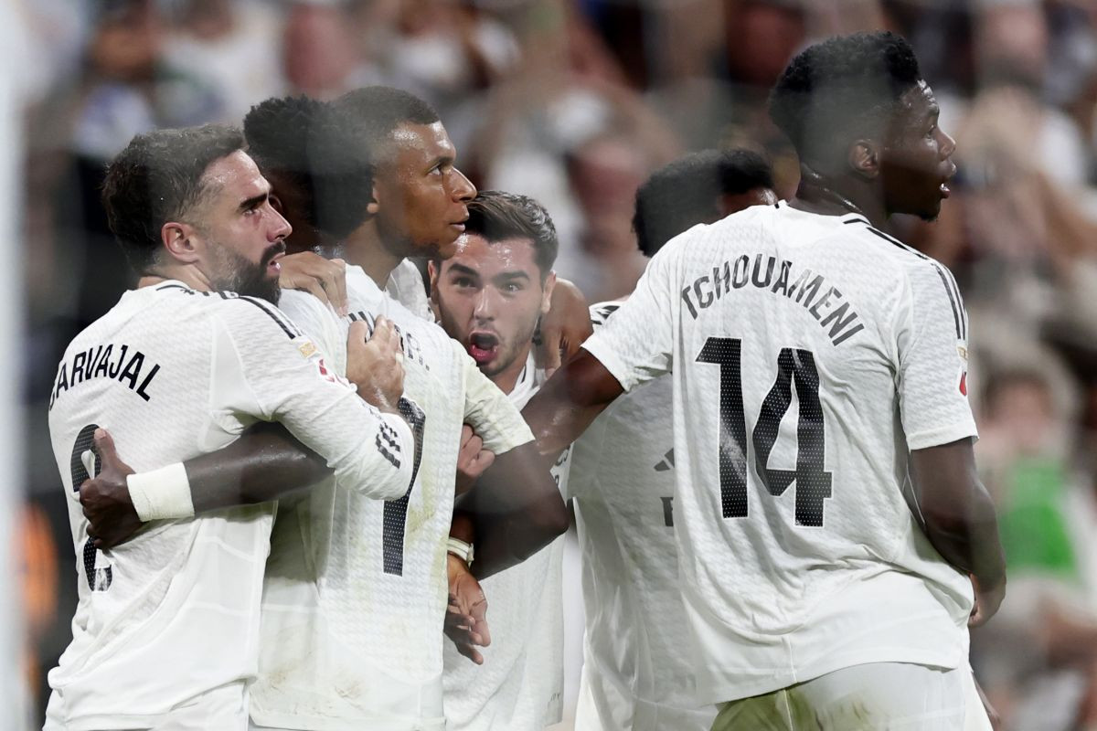 Zaboravite Galacticose, Florentino Perez u Madridu stvara 'Nepobjedive' Zaboravite Galacticose, Florentino Perez u Madridu stvara 'Nepobjedive'