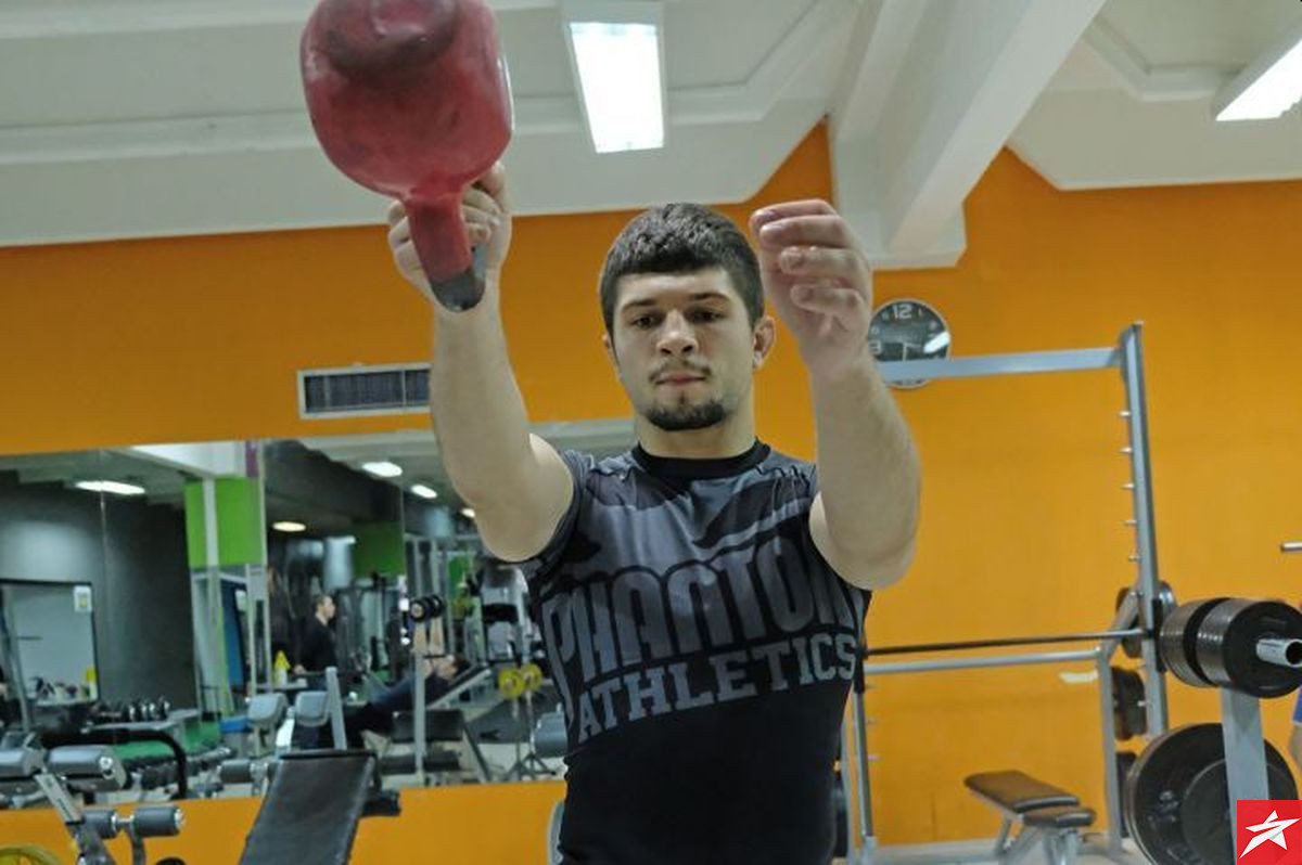 Ahmed Vila poražen od Formele, ali od sudija doživio ogromnu nepravdu: "Ja sam kriv" Ahmed Vila poražen od Formele, ali od sudija doživio ogromnu nepravdu: "Ja sam kriv"