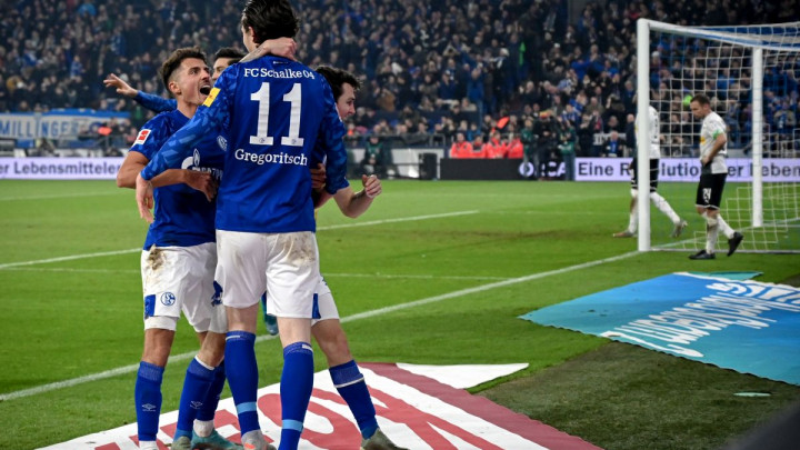 Bundesliga nikad neizvjesnija: Schalke pobijedio Borussiju i uključio se u borbu za vrh