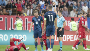 Na stadionu gdje danas igra Hrvatska, Zmajevi su prije četiri godine doživjeli težak i bolan poraz