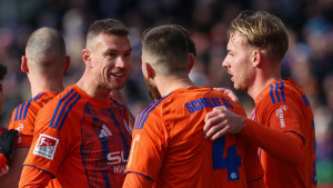 Schalke prekinuo crnu seriju u Kielu i vratio se na vrh, doktorska partija Edina Džeke!