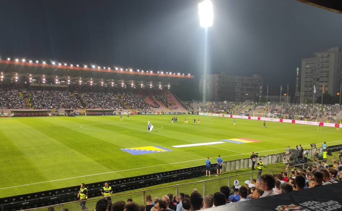 Zašto kasni početak meča BiH - Rumunija?