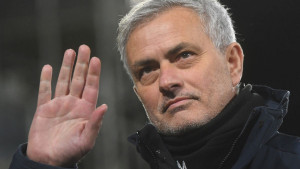 Vijest da je Mourinho dobio otkaz zbog odbijanja treninga radi Superlige je laž!