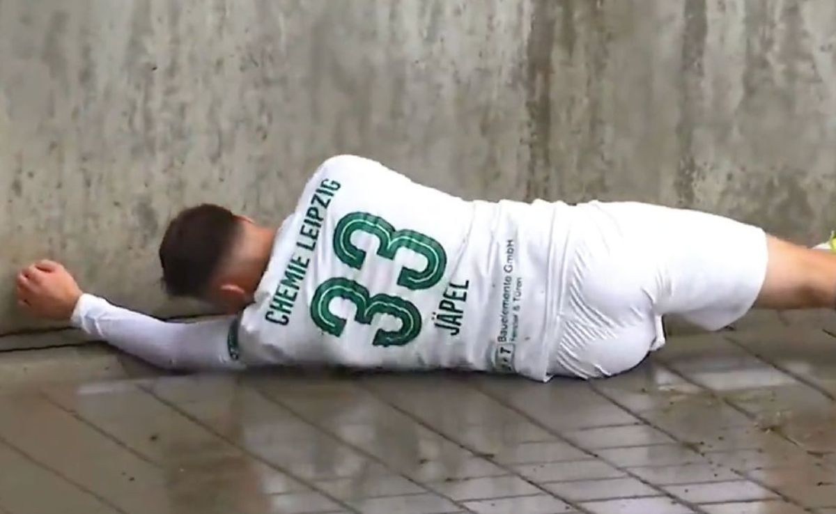 Nogometaš u Njemačkoj udario glavom od betonski zid u želji da stigne loptu
