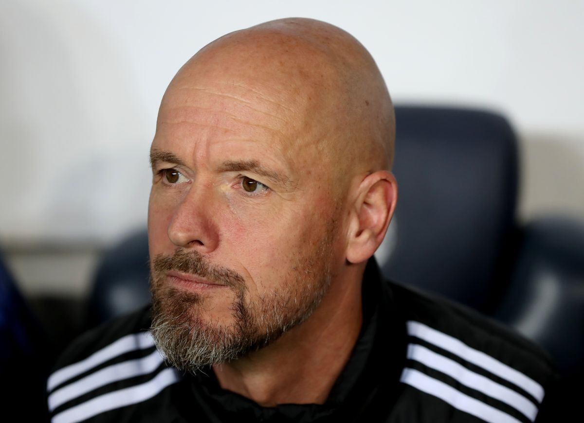 Ten Hag ponovo "šutira" istog igrača, sada iz drugog kluba! Navijači iznenađeni, ali ko ih pita... Ten Hag ponovo "šutira" istog igrača, sada iz drugog kluba! Navijači iznenađeni, ali ko ih pita...