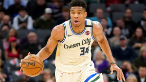 Giannis ostao u Milwaukeeju kako bi izjegao LeBronovu sudbinu