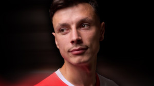 Ahmedhodžić i zvanično u Feyenoordu: iz Championshipa pravo u Ligu prvaka