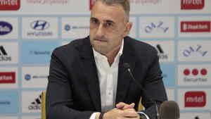 Petev pohvalio igru Zmajeva u drugom poluvremenu, pa otkrio šta se dešava s Džekom i Krunićem
