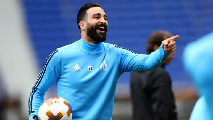 Adil Rami će dobiti pravo bogatstvo samo da napusti Marseille