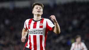 PSV postavio cijenu za Esmira Bajraktarevića!