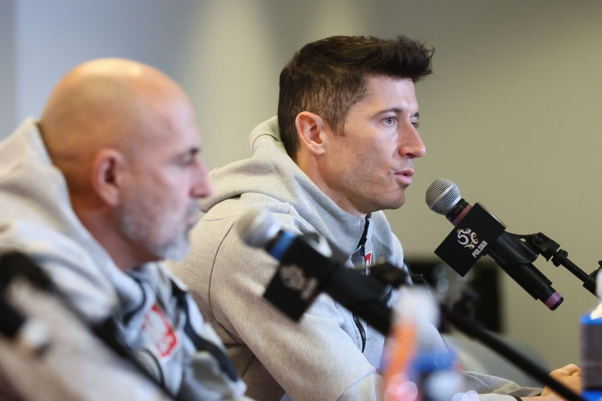 Lewandowski stigao na okupljanje reprezentacije, pa sve zabrinuo izjavom: "Nisam najbolje spavao" Lewandowski stigao na okupljanje reprezentacije, pa sve zabrinuo izjavom: "Nisam najbolje spavao"