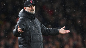Jurgen Klopp se uhvatio za glavu kada je dobio vijesti iz Afrike