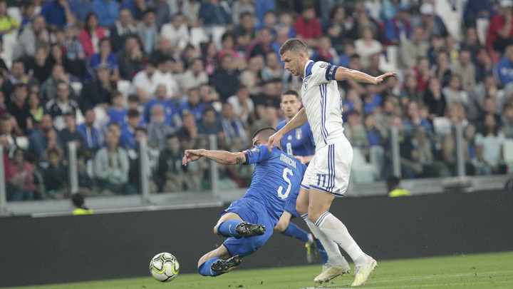 Edin Džeko je prvi 'načeo' Azzurre!