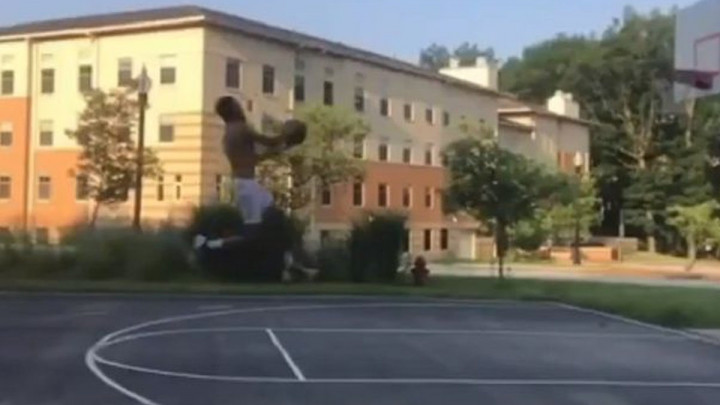 Potez koji je izazvao veliku raspravu: Da li se ovo računa kao dva ili tri poena?