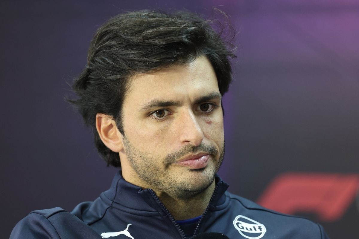 Sainz upozorava na realnost: "Teško je očekivati podijum ove godine" Sainz upozorava na realnost: "Teško je očekivati podijum ove godine"