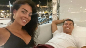 CR7 supruzi Georgini mjesečno šalje vrtoglavu cifru samo za održavanje kuće