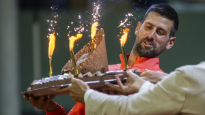 Novak Đoković sutra igra za 100. titulu!