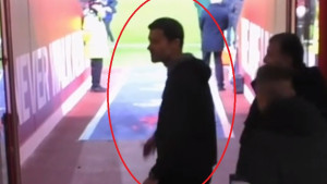 Kamera iz tunela sve snimila: Cijeli svijet je vidio šta je Alonso uradio prije izlaska na Anfield