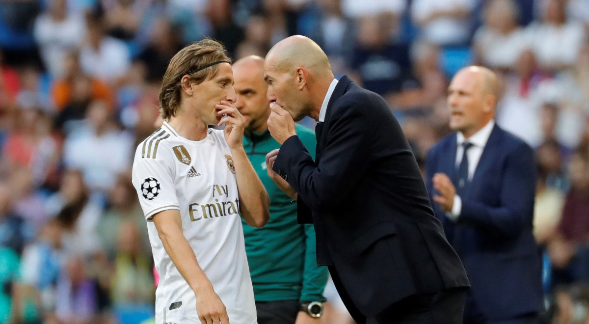 Zidane bijesan, na poluvremenu je dvojicu odlučio ostaviti na klupi