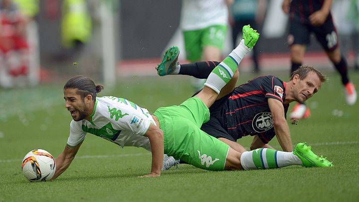 Wolfsburg siguran protiv Frankfurta