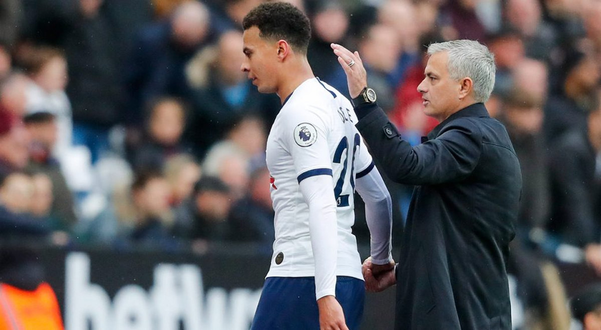 Mourinho u svom stilu: Nakon 11 mjeseci začula se pjesma... Mourinho u svom stilu: Nakon 11 mjeseci začula se pjesma...