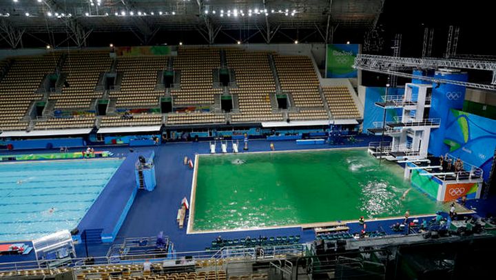 Misterija u Riju: Voda u bazenu za dan promijenila boju