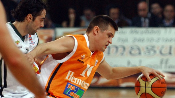 Vasiljević potpisao za Koroivos Amaliadas