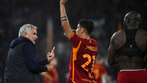 Mourinho izgubio živce, pa igračima uveo neviđene zabrane, samo jednog je sinoć pohvalio