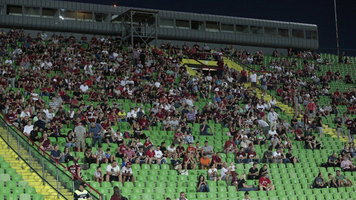 Hitna pomoć sinoć na Koševu spasila život navijaču FK Sarajevo
