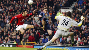 Igrao za Arsenal u zlatnom periodu Premiershipa, danas leži u rovu u Ukrajini