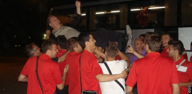 Predsjednik Slobode završio na rukama igrača