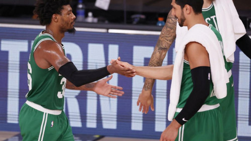 Kanter: Suspenzija sezone pomogla je Lakersima