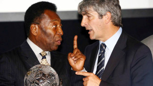Preminuo je legendarni Pele