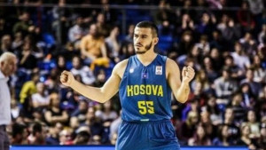 Kosovski košarkaš nudi smještaj osmočlanoj porodici iz Albanije