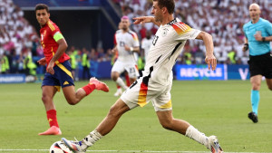 Thomas Muller ne pomišlja na penziju: Fudbal je moja ljubav i strast